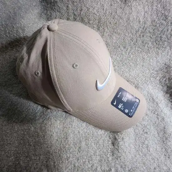 Nike DryFit Club Cap Golf Hat