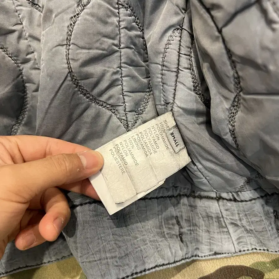 VINTAGE GUESS UNIQUE PATTERN 게스 봄버