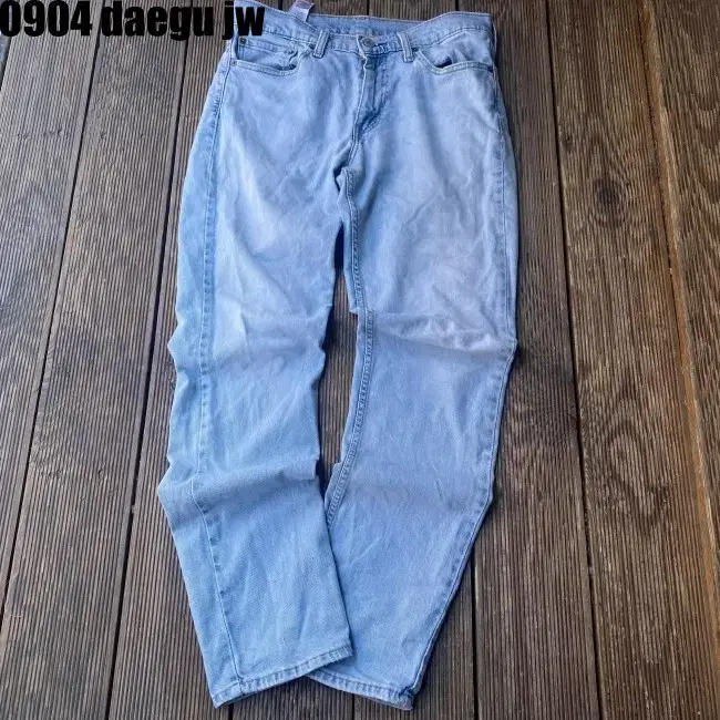 32/32-511 Levi's Jeans