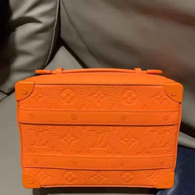 Louis vuitton Handle Soft Trunk