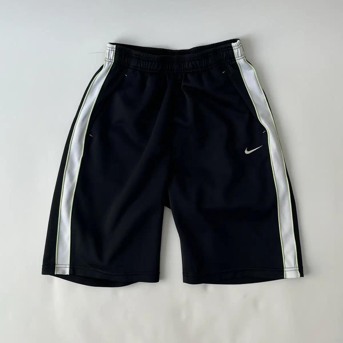 NIKE 00's Bermuda Pants