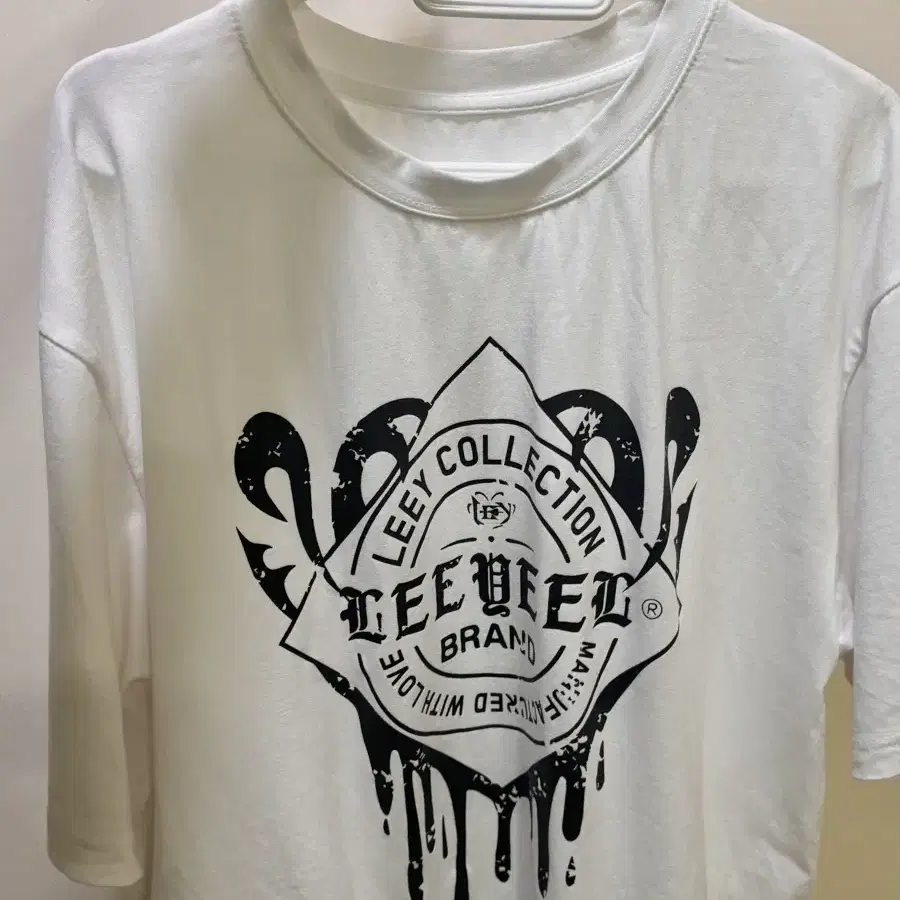 LEEYBASCO T-SHIRT BLACK (1회착)