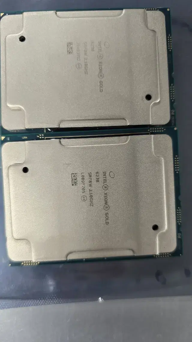 인텔 제온 Intel Xeon GOLD 6230 20코어 40스레드 2개