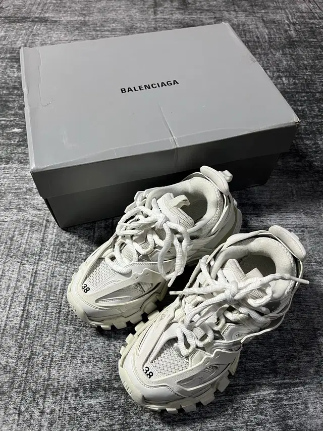 balenciaga track white 38 shoes