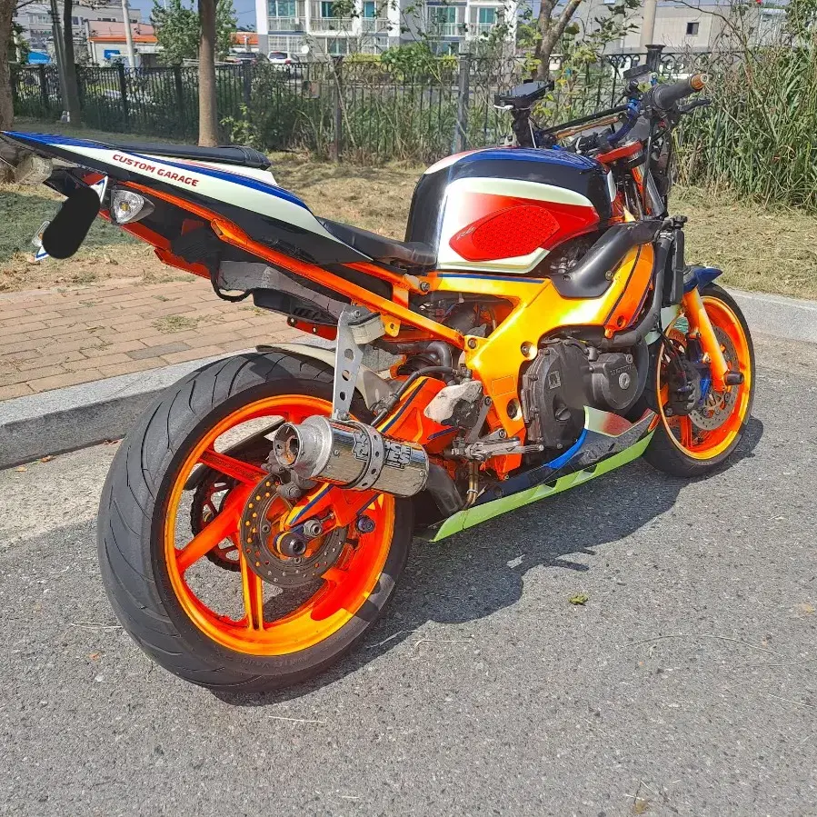 혼다 CBR400RR 네이키드커스텀 차량 판매합니다