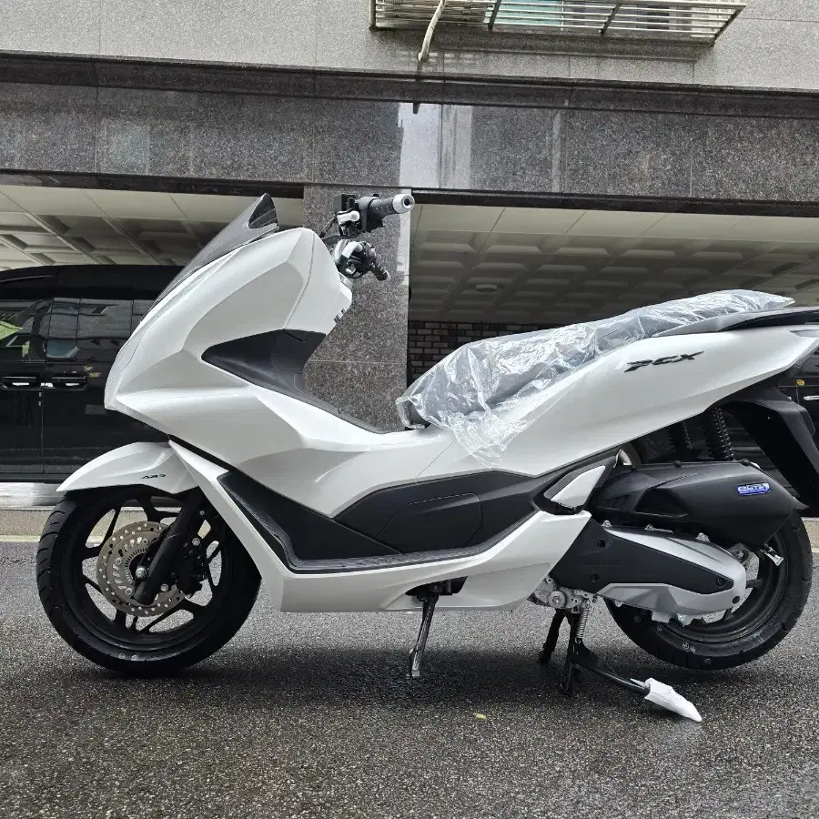 2024년식 혼다 PCX125 ABS 신차 전색상 판매 옵션장착 가능