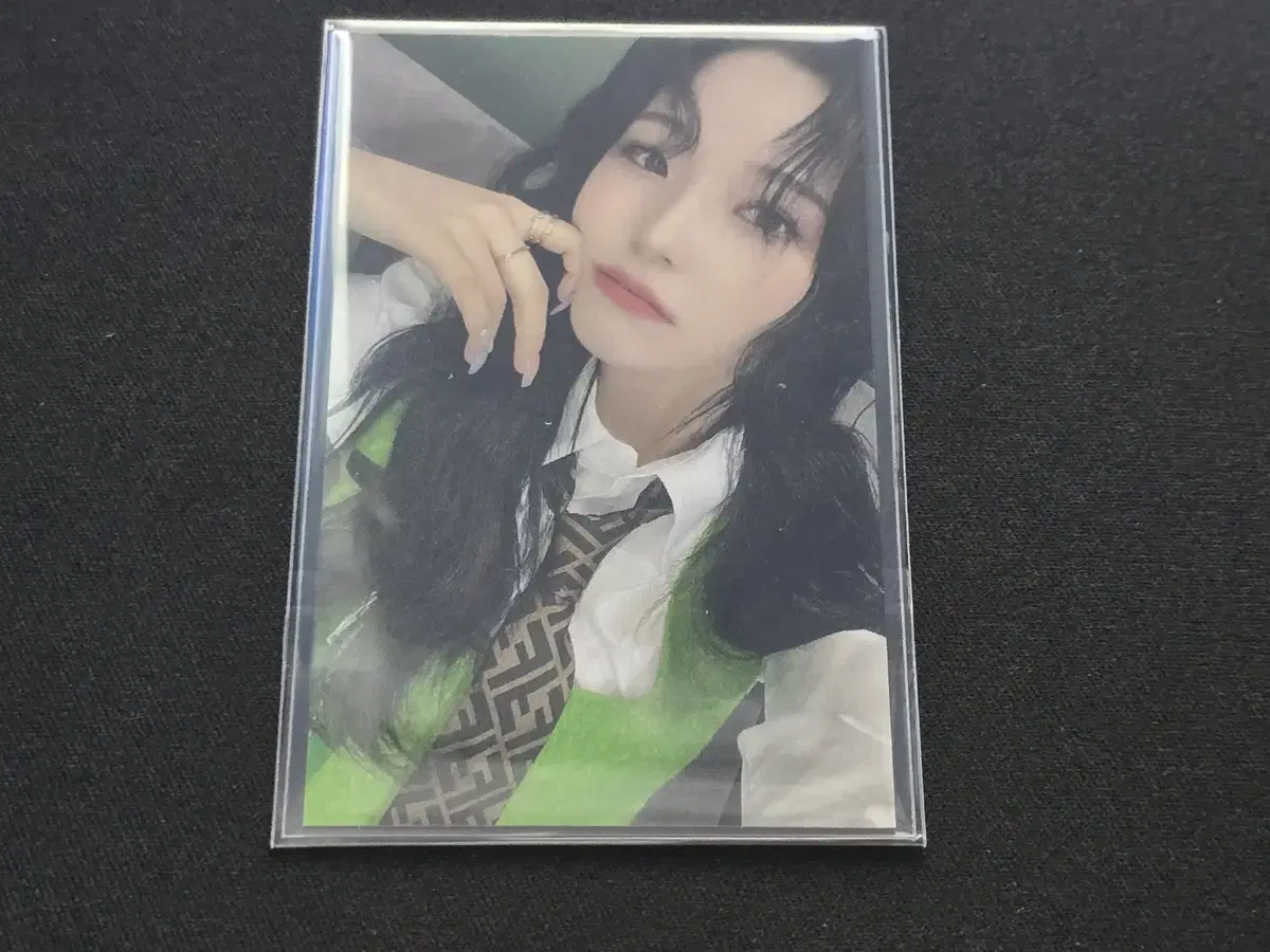 fromis 9 baek jiheon sudwe pre-order benefit photocard