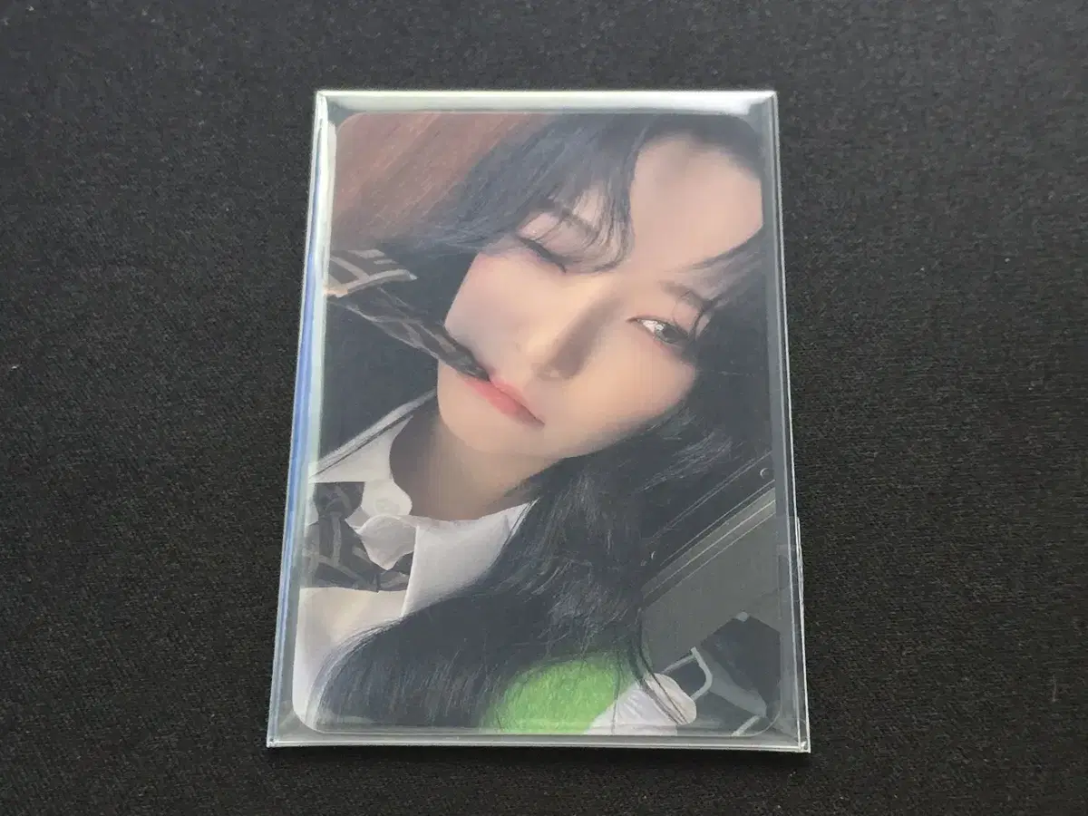 fromis 9 baek jiheon sudwe pre-order benefit photocard