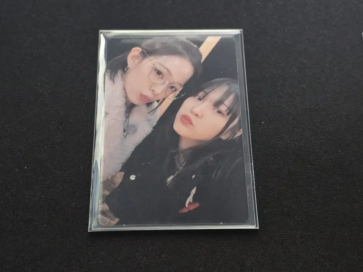 Fromis 9 lee chaeyoung baek jiheon mina pre-order benefit photocard