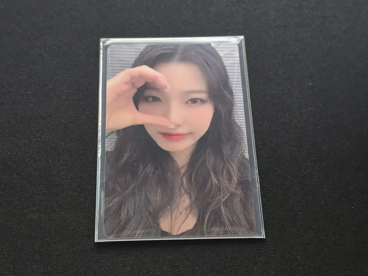 Fromis 9 baek jiheon mina pre-order benefit photocard