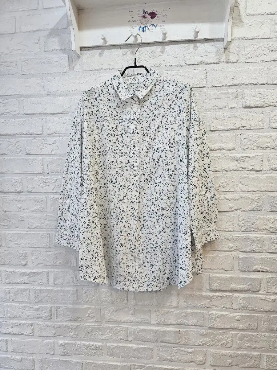 Long-sleeved shirt (large size)