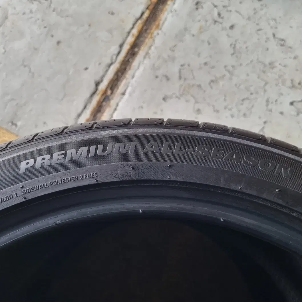 [인천중고타이어] 275/35R19 금호타이어 솔루스 SOLUS TA51