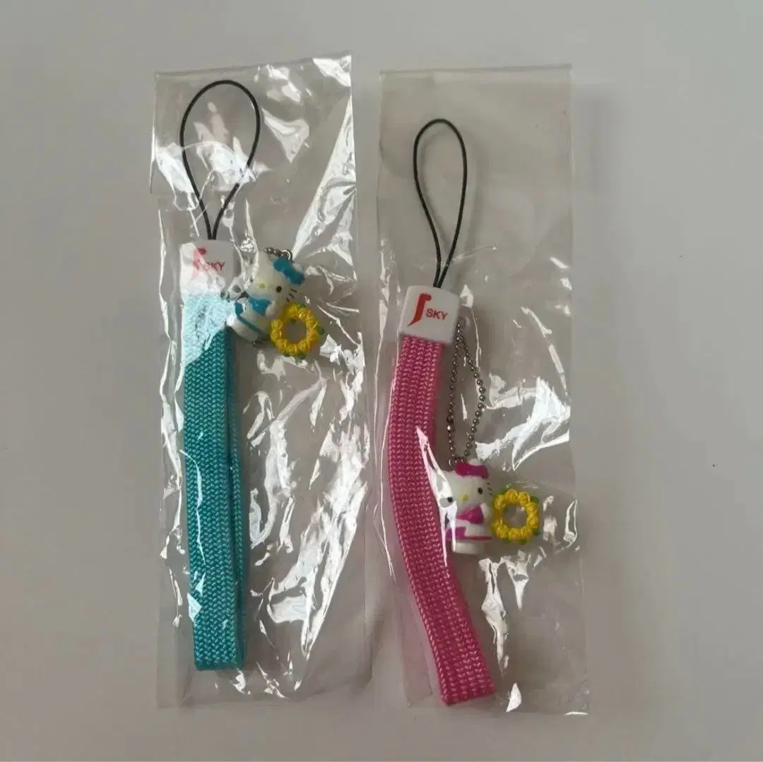 Pink bloo Flower Kitty Strap keyring Set