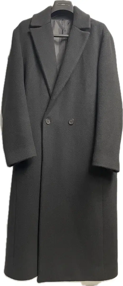 System Homme black cashmere semi fitted robe double coat size 95