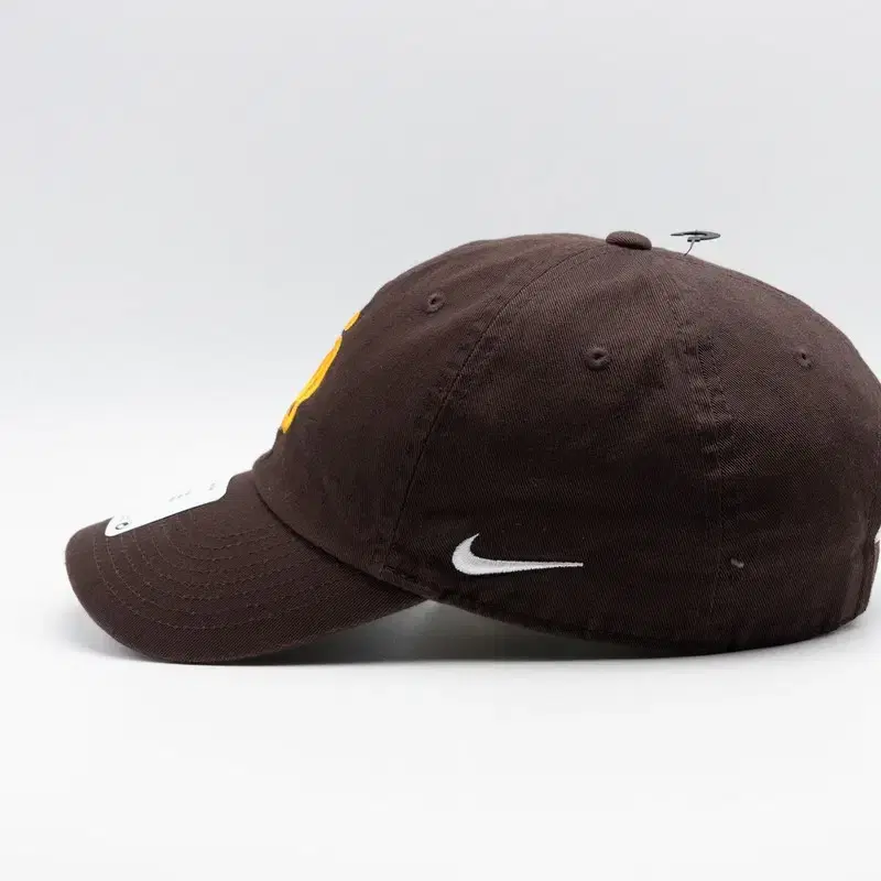 NIKE X MLB SAN DIEGO HAT 새상품