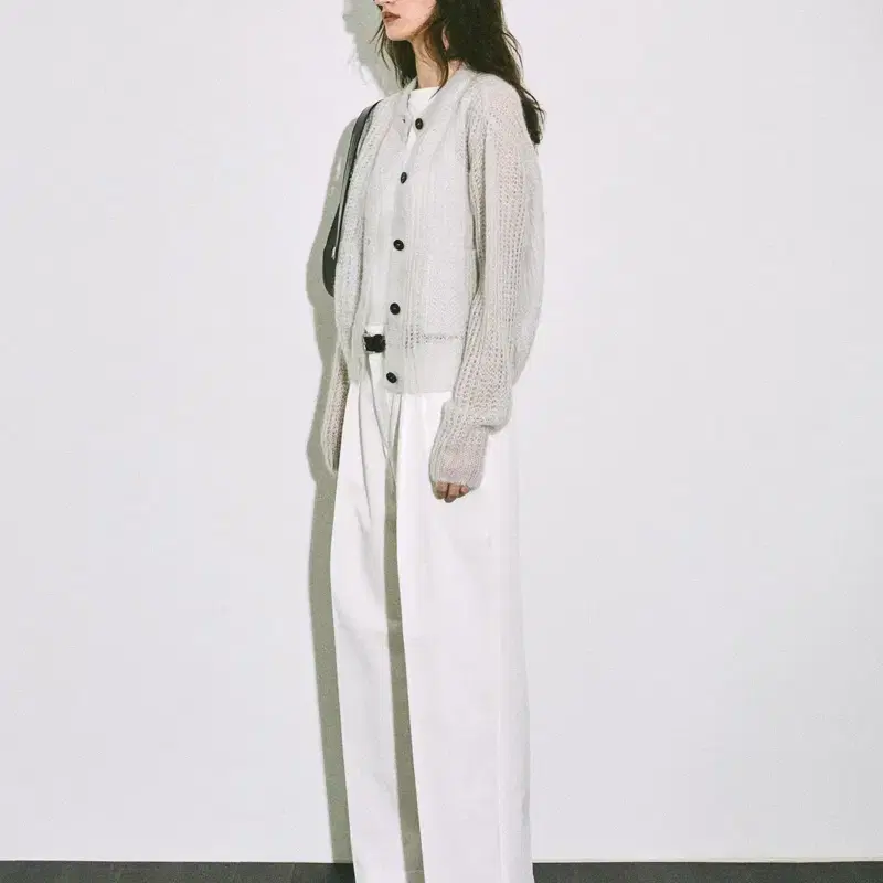 라벨 아카이브 mohair round neck cardigan