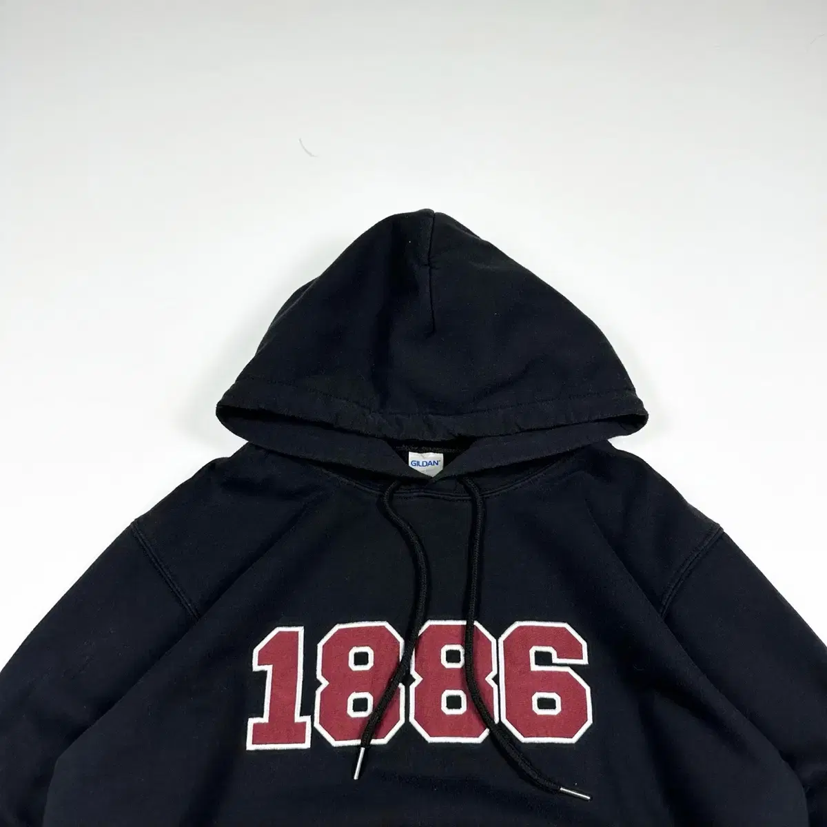 Gildan Vintage Black Big Logo Hoodie (M)