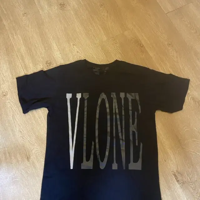 브이론 티 셔츠 vlone