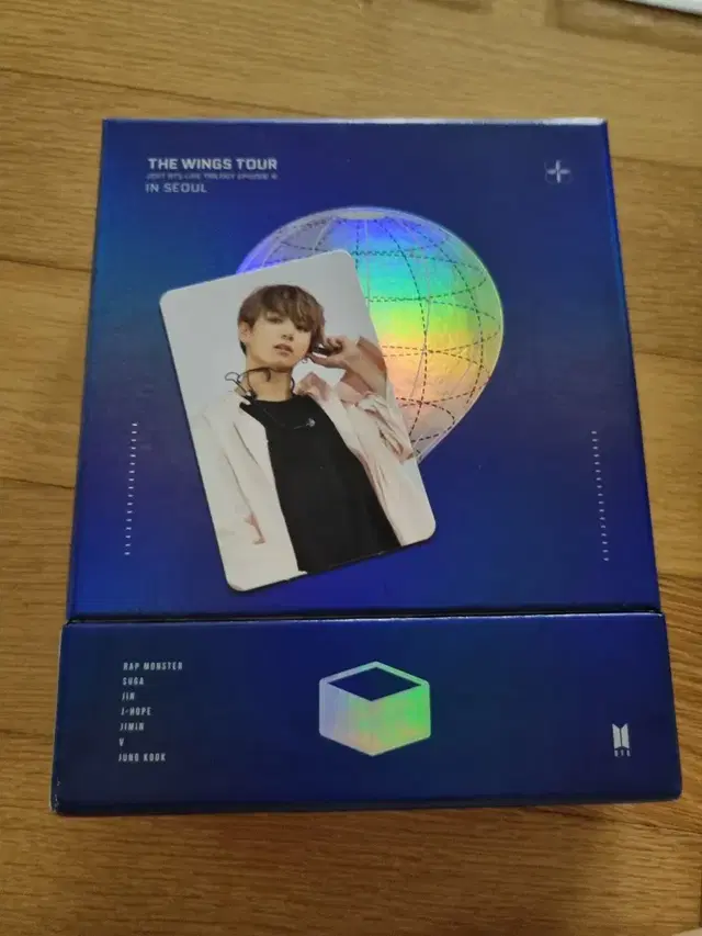 방탄 윙즈투어 콘서트dvd 정국 포카포함 풀셋양도.  bts 윙파콘