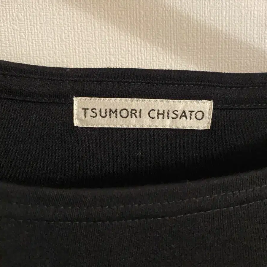 츠모리 치사토 TSUMORI CHISATO 울100 니트 탑