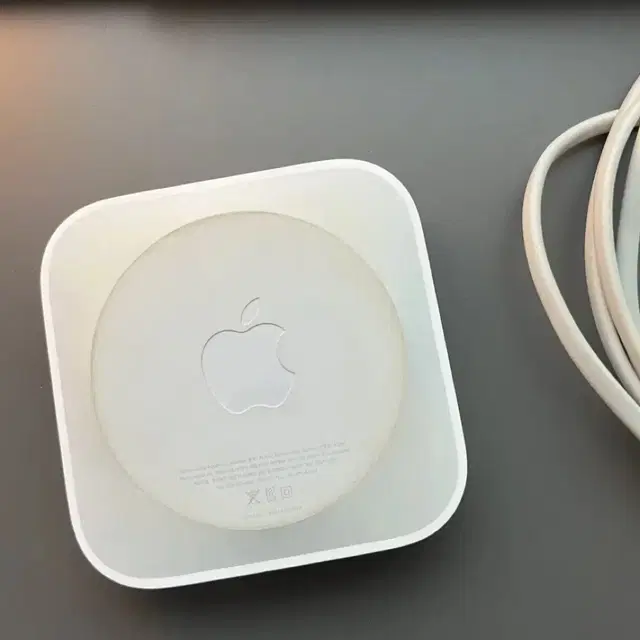 Apple AirPort Express 2세대 와이파이 공유기