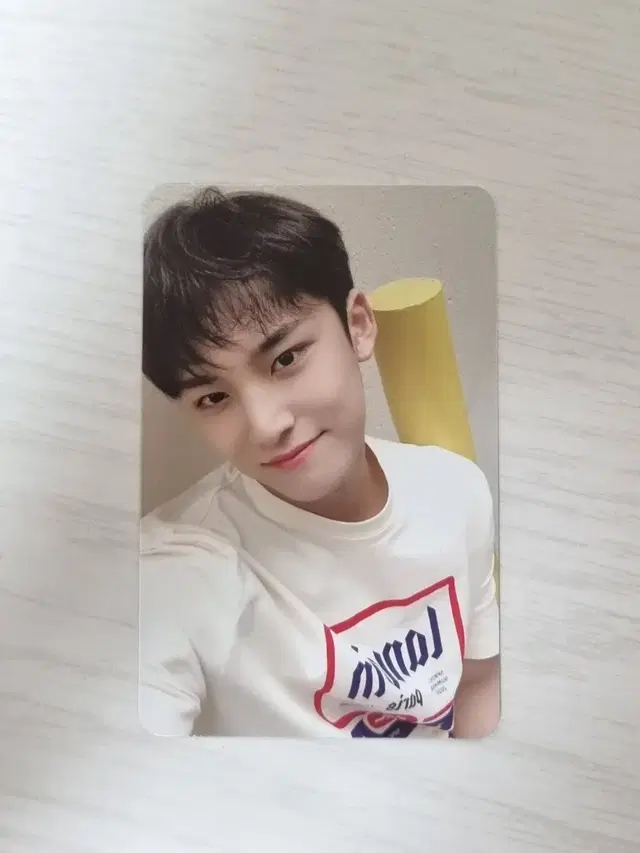 세븐틴 헹가래 민규 포카