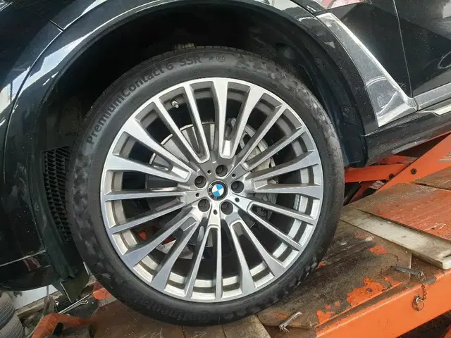 275 40 22  콘티넨탈 콘택6  런플랫 BMW X7 순정타이어