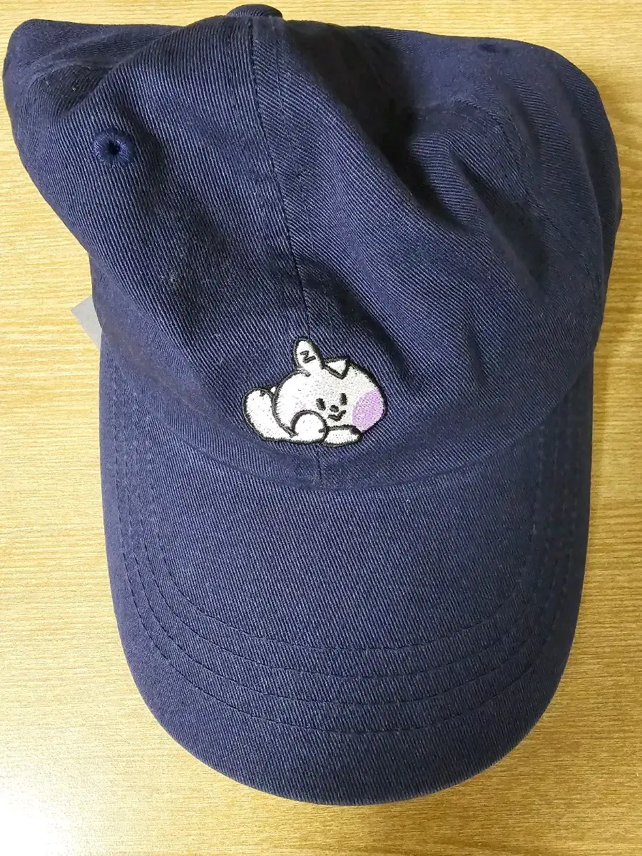 zb1 zerobaseone line friends hat uni