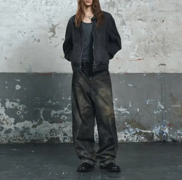 메종미네드 DART BRUSH WIDE DENIM PANTS GREYIS