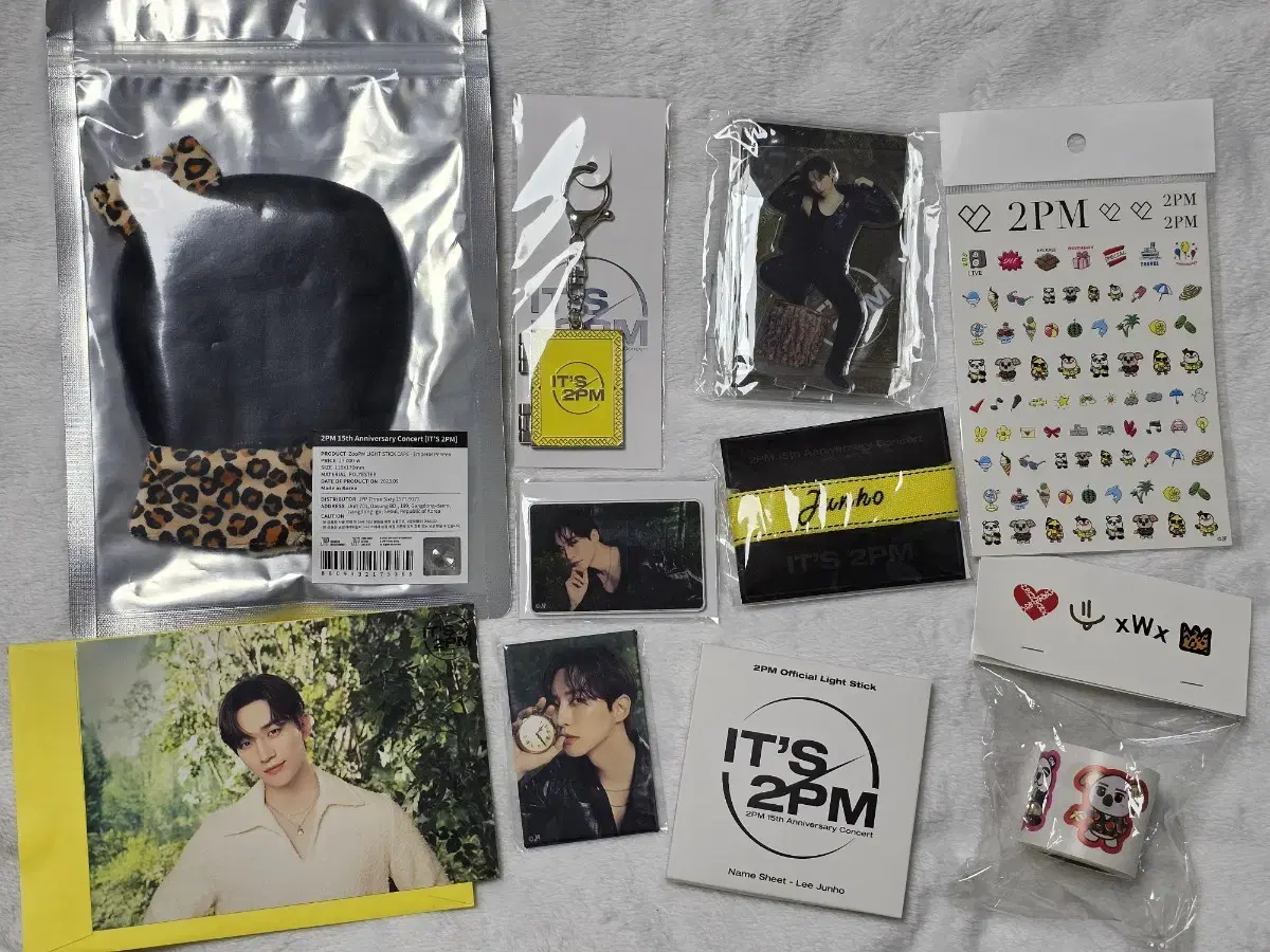 2pm It's 2pm lee junho junho Merchandise keyring Stand bulk Bulk