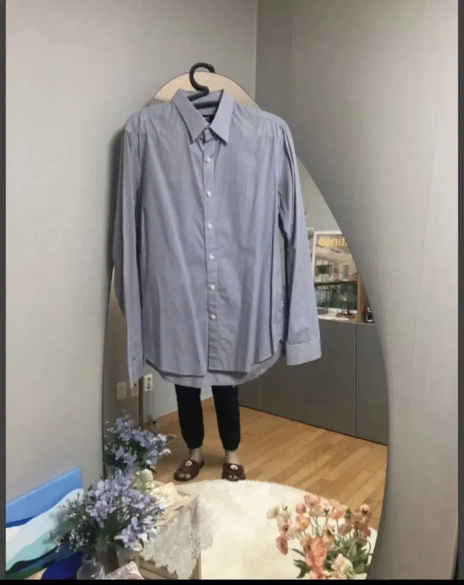 (almost new/size) DKNY Check Shirt