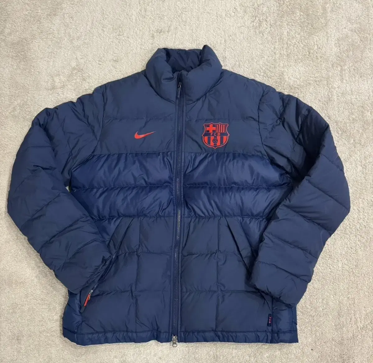 (Brand New, Condition S) Nike Barcelona Goose Puppershort Padding 100