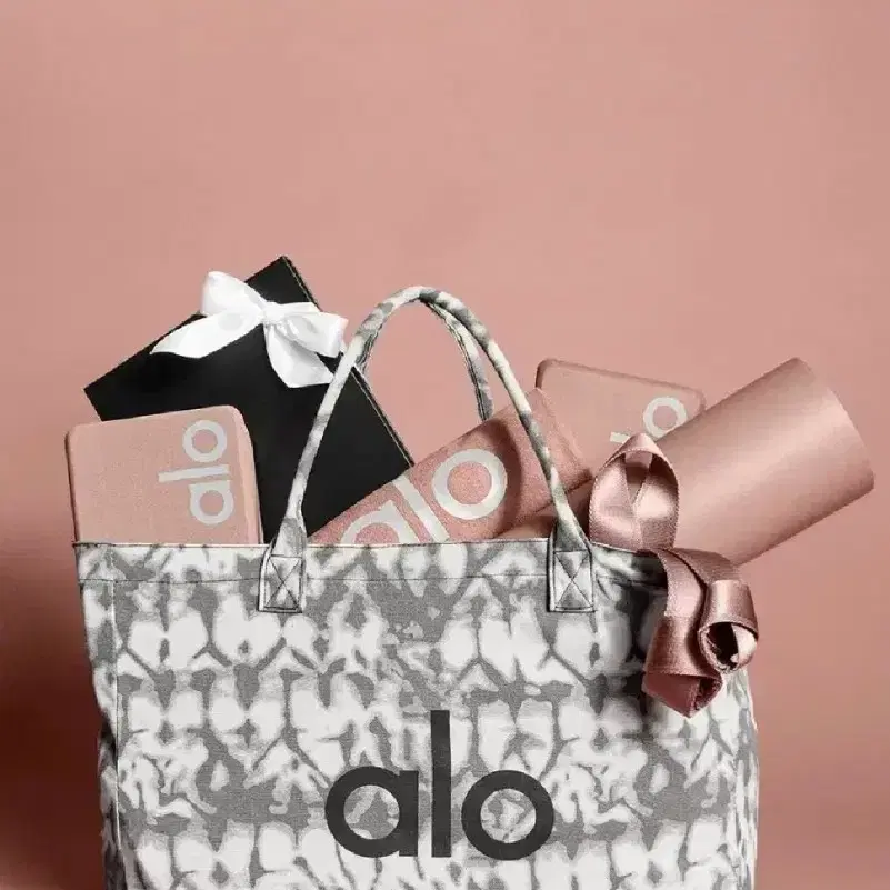 Alo 알로 토트백 Tote bag 가방 (새제품)