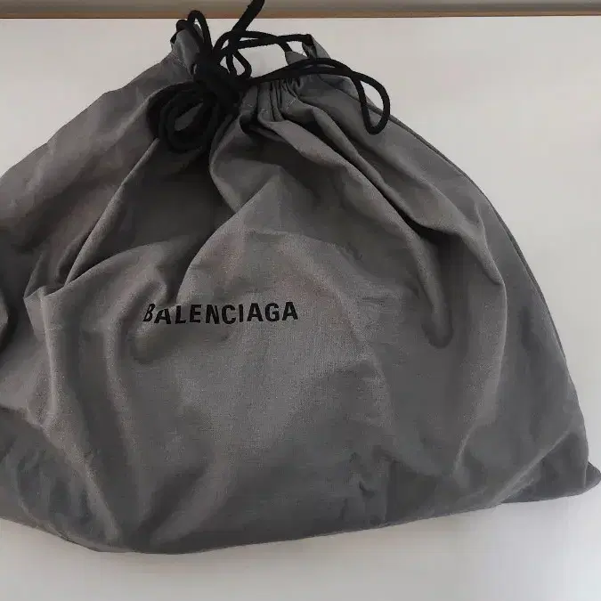 Balenciaga Le Cagole XS Sling Bag Metall