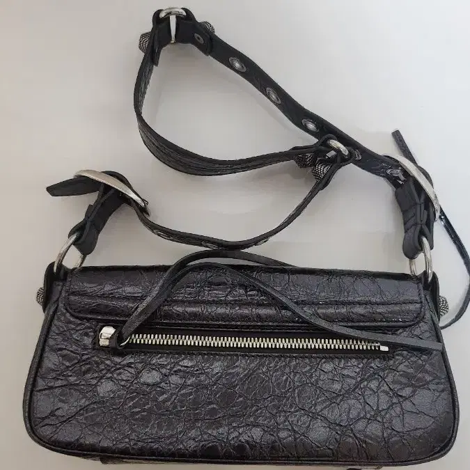 Balenciaga Le Cagole XS Sling Bag Metall