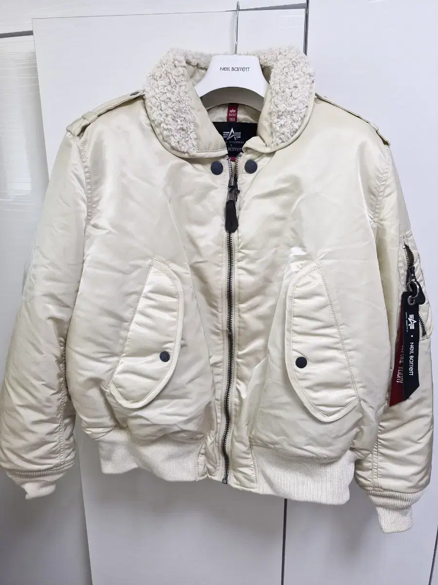 Store EditionNew)Neil Barrett Padded Bomber Jacket Aviation Jumper