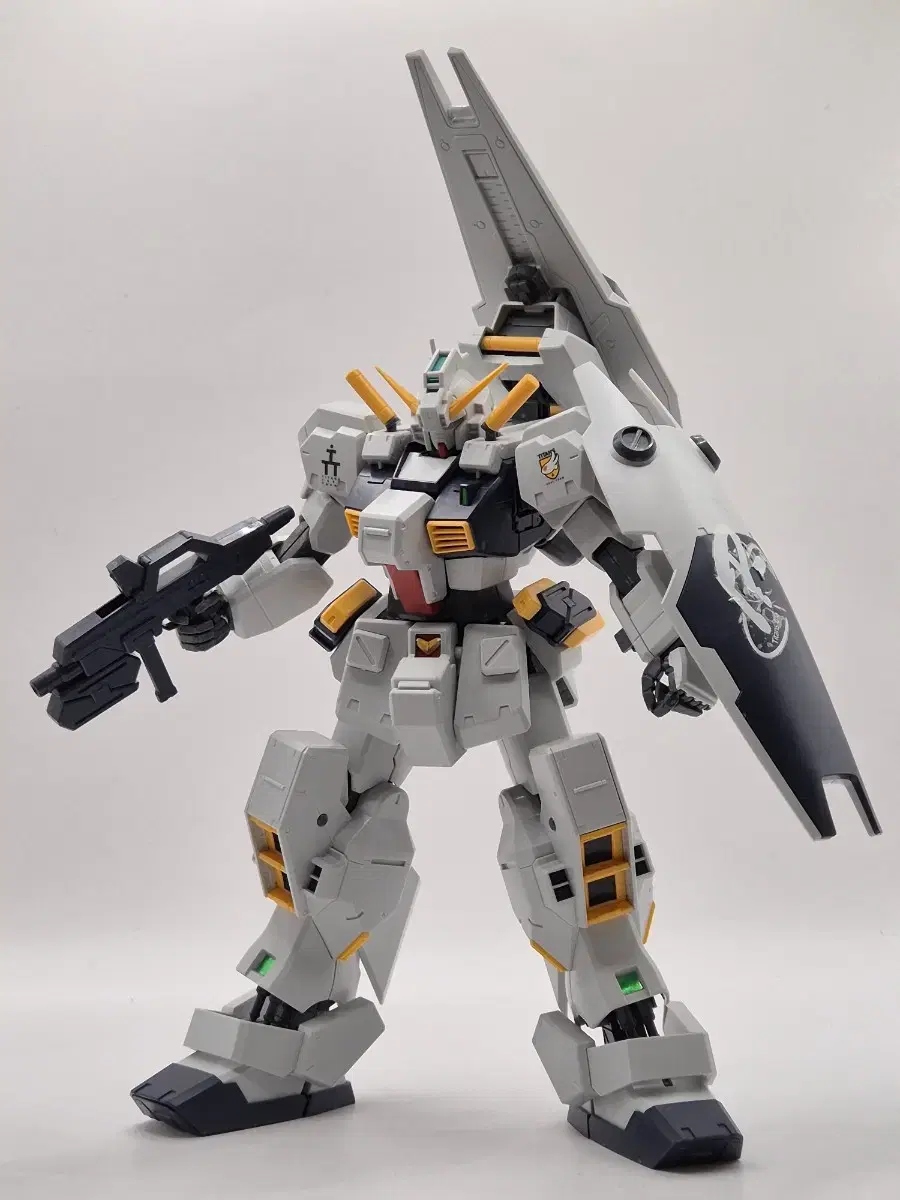 MG TR-1 Hazel Custom Gundam Vahn Resin Statue - Gunpla