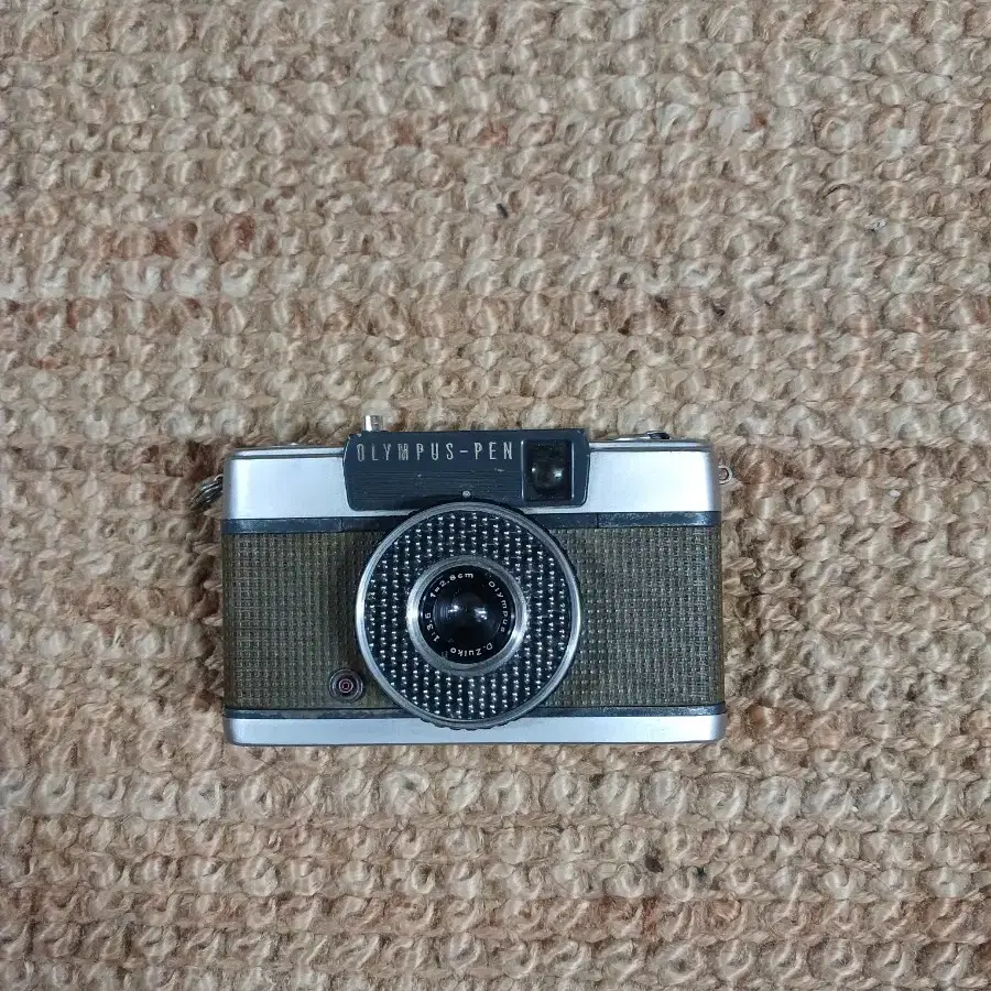 OLYMPUS PEN EE 하프필림카메라