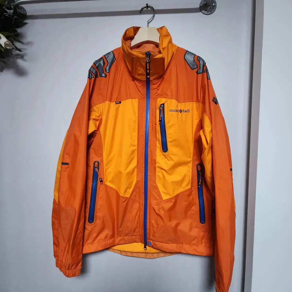 Montbell Gore-Tex Outdoor