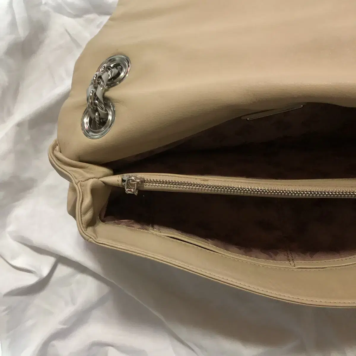 Vintage Nina ricci beige ribbon bag