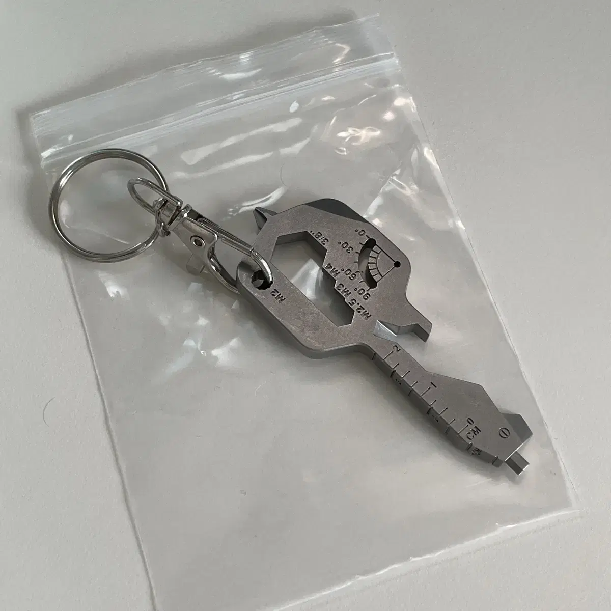 Silica gel PowerAndre99 keyring with keys