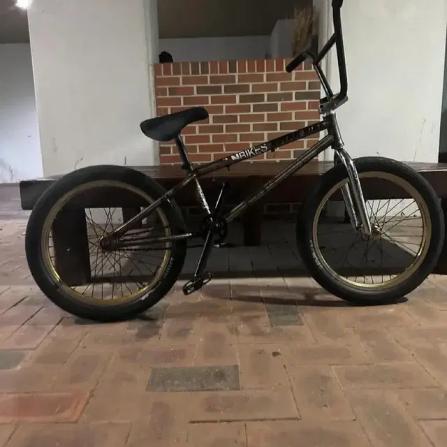 스톨른BMX 판매 대차합니다