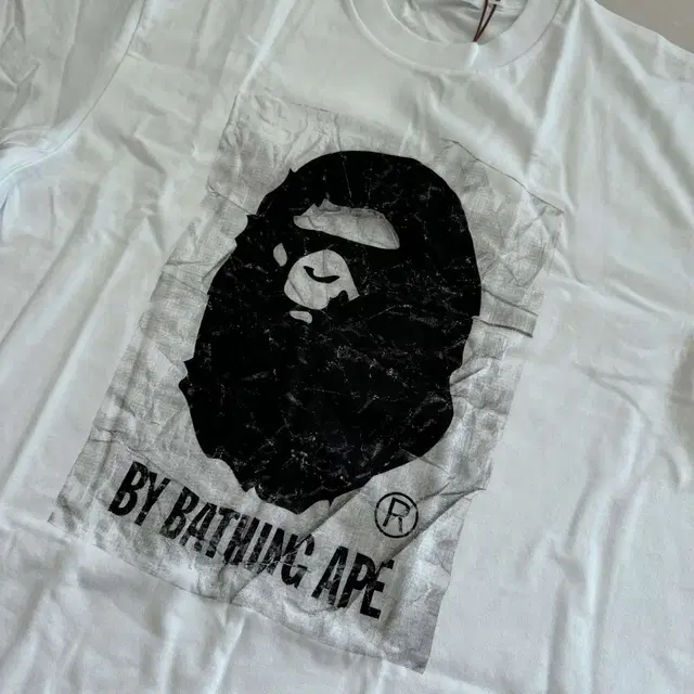 A BATHING APE 베이프 릴렉스 핏 티셔츠