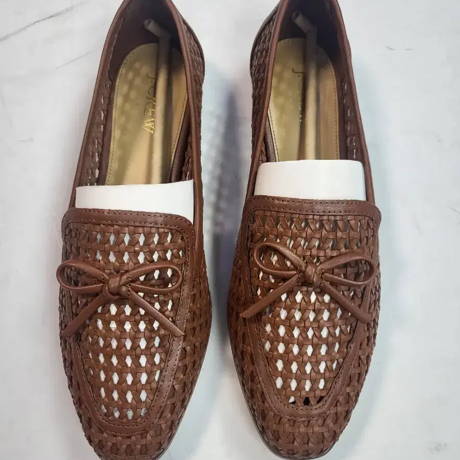 여성 우븐 풀메시 로퍼 J.Crew Woven Bow loafer