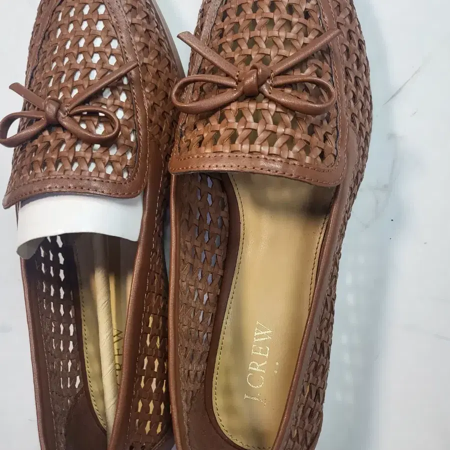 여성 우븐 풀메시 로퍼 J.Crew Woven Bow loafer