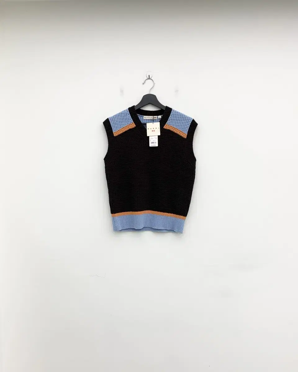 Marni x Uniqlo Deadstock Woman Knit Vest