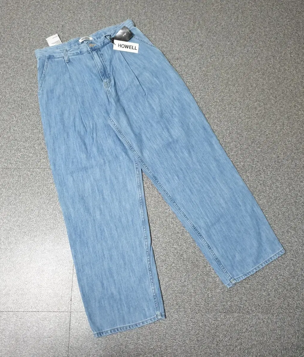 HOWELL Wide Denim Jeans for sale