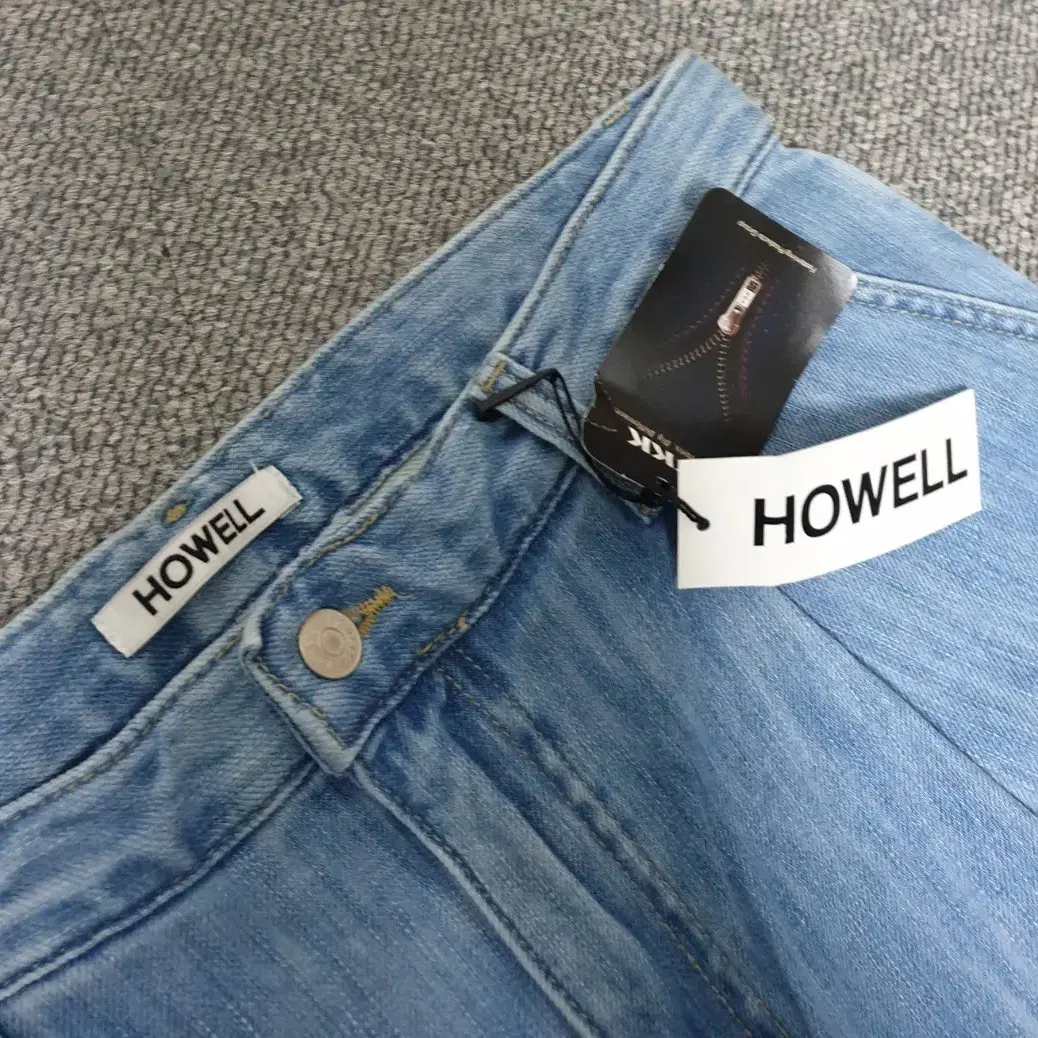 HOWELL 와이드데님 청바지 판매합니다