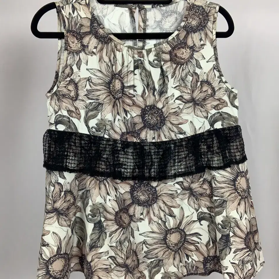 Flower Pattern Retro Style Sleeveless