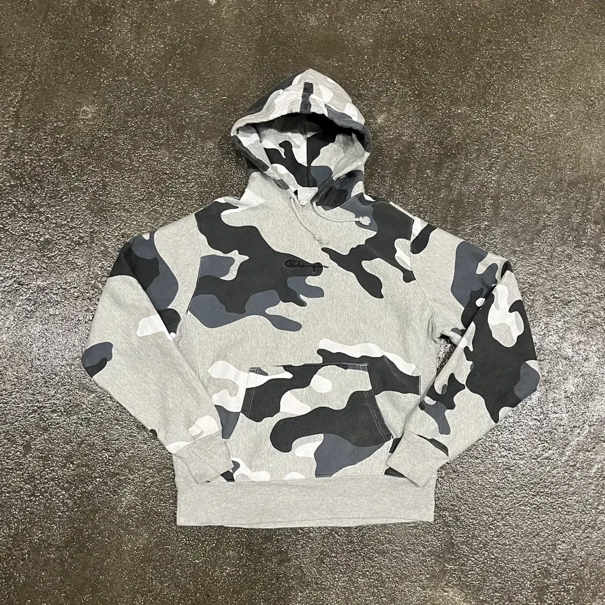 Champion Reverse Weave Camo Hoodie (105-110)